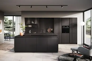 Küche 1-zeilig mit Insel in Feineiche schwarz Repro